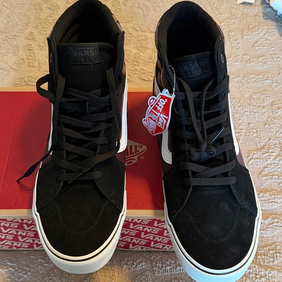 Vans Faded Flame Black/White High-Tops Brand new with Tags - Picture 2 of 6